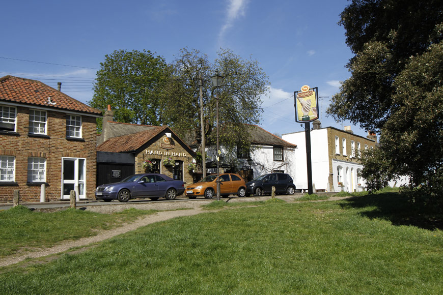 Best Sunday lunch spots in Wimbledon Village